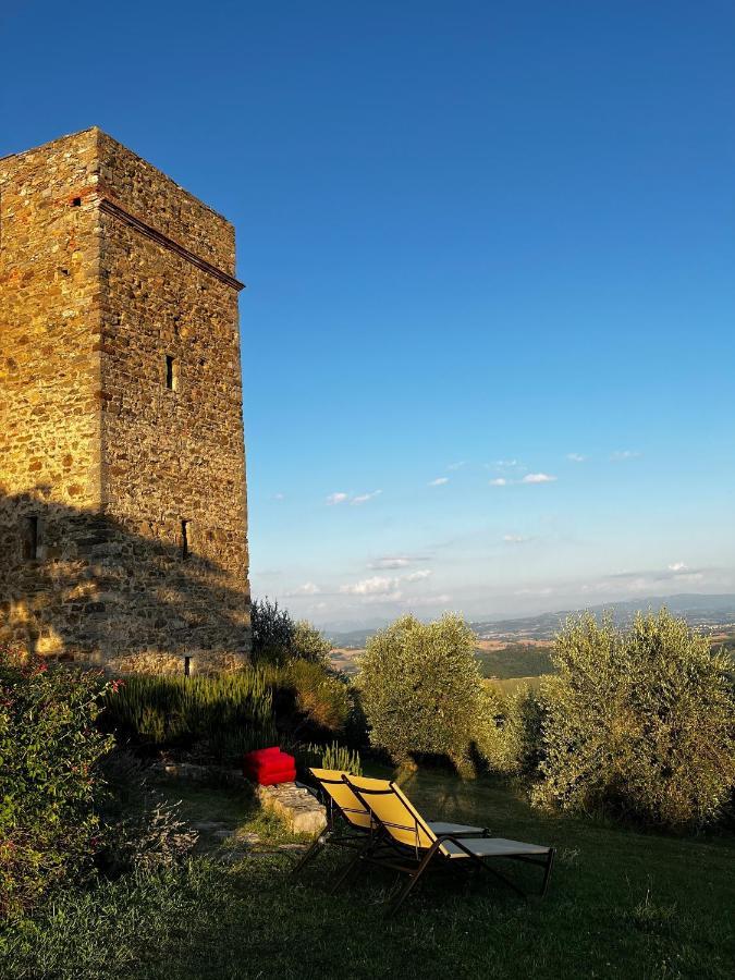 Medieval Tower In Umbria With Swimming Pool Montelagello Luaran gambar