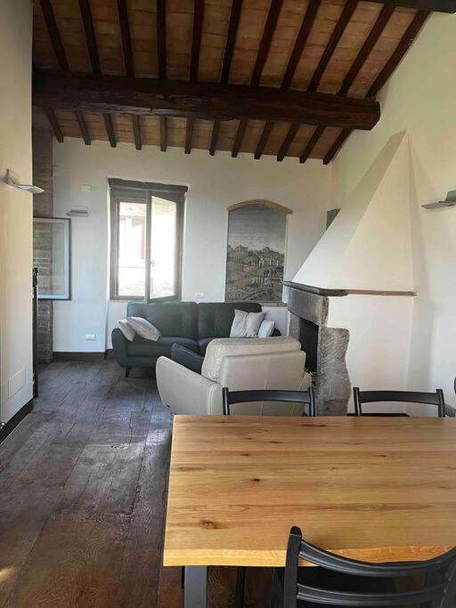 Medieval Tower In Umbria With Swimming Pool Montelagello Luaran gambar