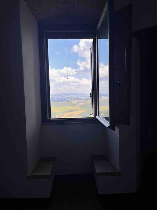 Medieval Tower In Umbria With Swimming Pool Montelagello Luaran gambar
