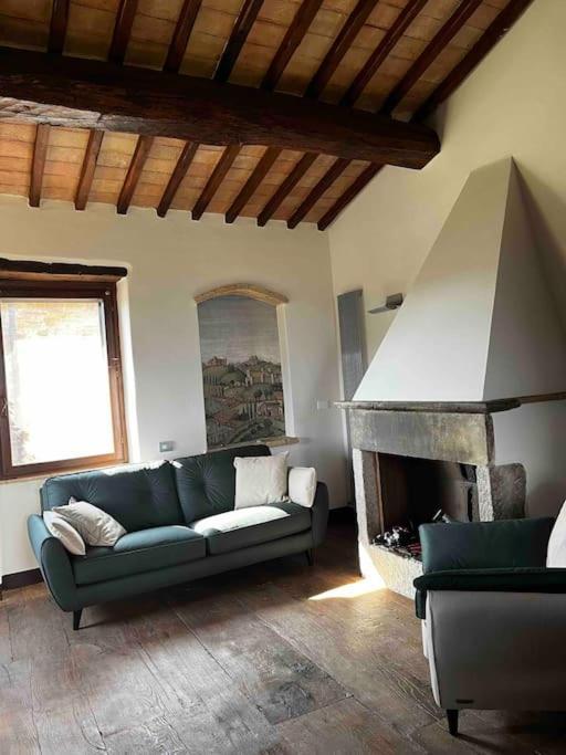 Medieval Tower In Umbria With Swimming Pool Montelagello Luaran gambar