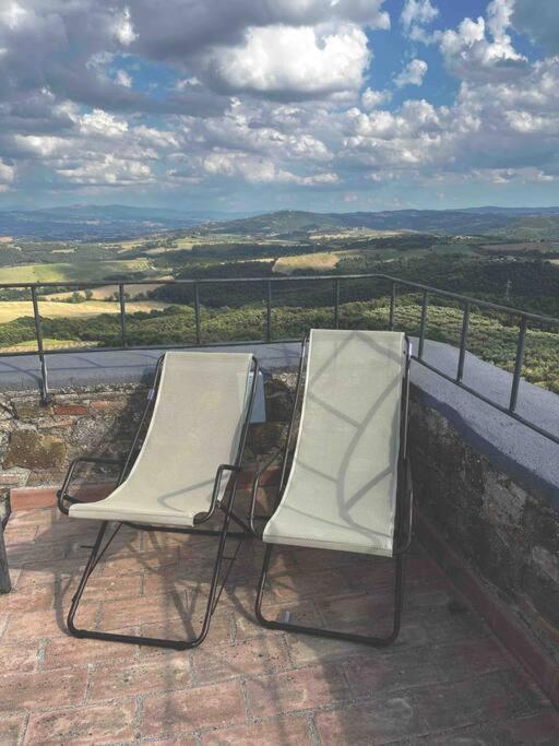 Medieval Tower In Umbria With Swimming Pool Montelagello Luaran gambar